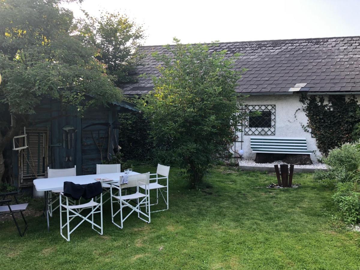 Haus Mit Sauna Und Privatem Badeteich In Anif Bei Salzburg ภายนอก รูปภาพ