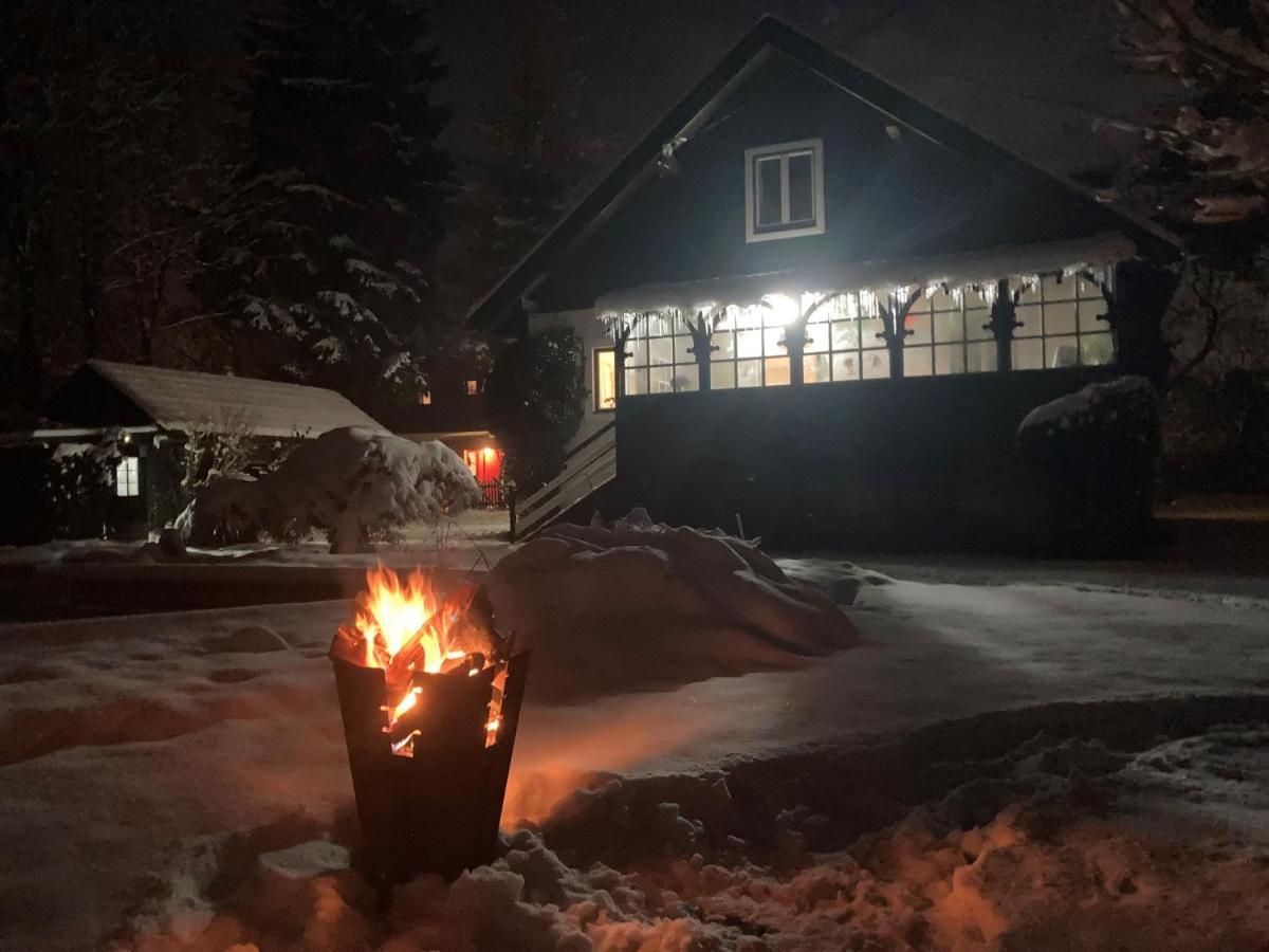 Haus Mit Sauna Und Privatem Badeteich In Anif Bei Salzburg ภายนอก รูปภาพ