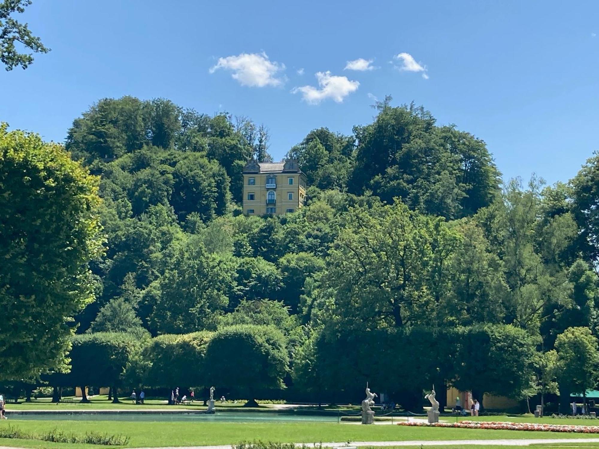 Haus Mit Sauna Und Privatem Badeteich In Anif Bei Salzburg ภายนอก รูปภาพ